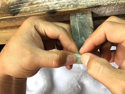 赤玉之殇:断裂背后的故事