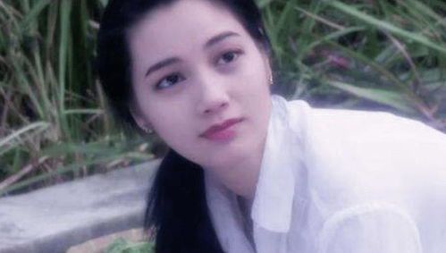 黑暗之女:郑艳丽的堕落与救赎